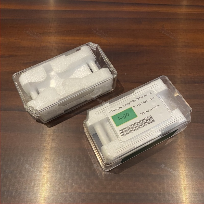 Átlátszó óratartó doboz flip-dizájnnal, modell RLX007, PET műanyag, összekapcsolt flip csomagolás, ajándék- és ékszercsomagoláshoz.