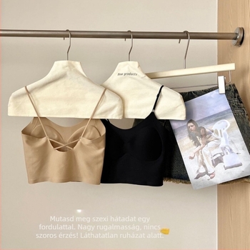 2370 Nálonból készült láthatatlan fehérnemű push-up funkcióval, nagy U-nyak, rögzített dupla pánt, vékony felső kosár, keresztbe nyitott hátsó rész