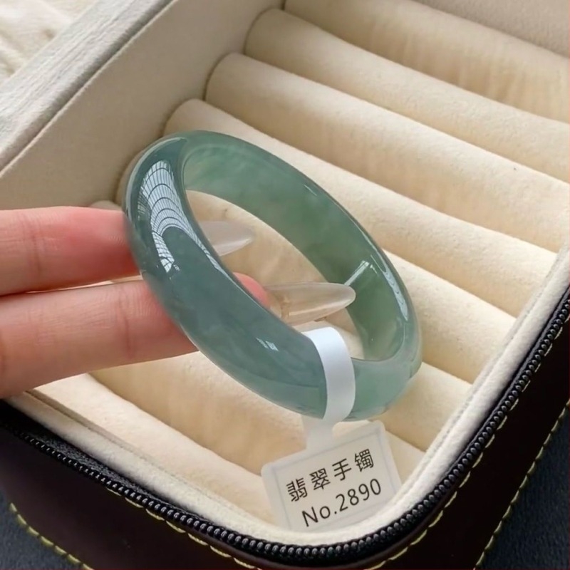 Karkötő Ice-Type Grade-6 Jade, kézzel készített, úszó virág mintázat, uniszex