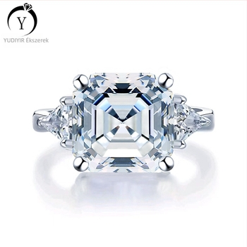 Geometriai formájú gyűrű Moissanit beültetéssel 925-ös ezüstből – YUDIYIR JEWELRY