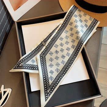 Poliészter sál szalaggal, sima szövés, nyomtatott dizájn, tavasz