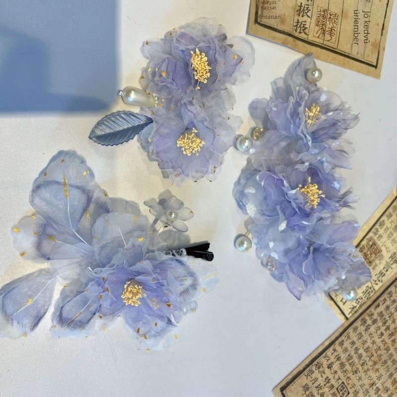 Hanfu virágos hímzésű hajékszer – vintage anyag, kézzel készített, egyedi csomagolás