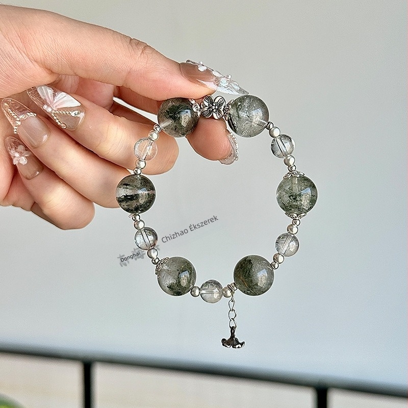 Típus: karkötő • Szellemkristály • Oldalsó kövek nélkül • Könnyed luxus stílus • 2025 tavasz