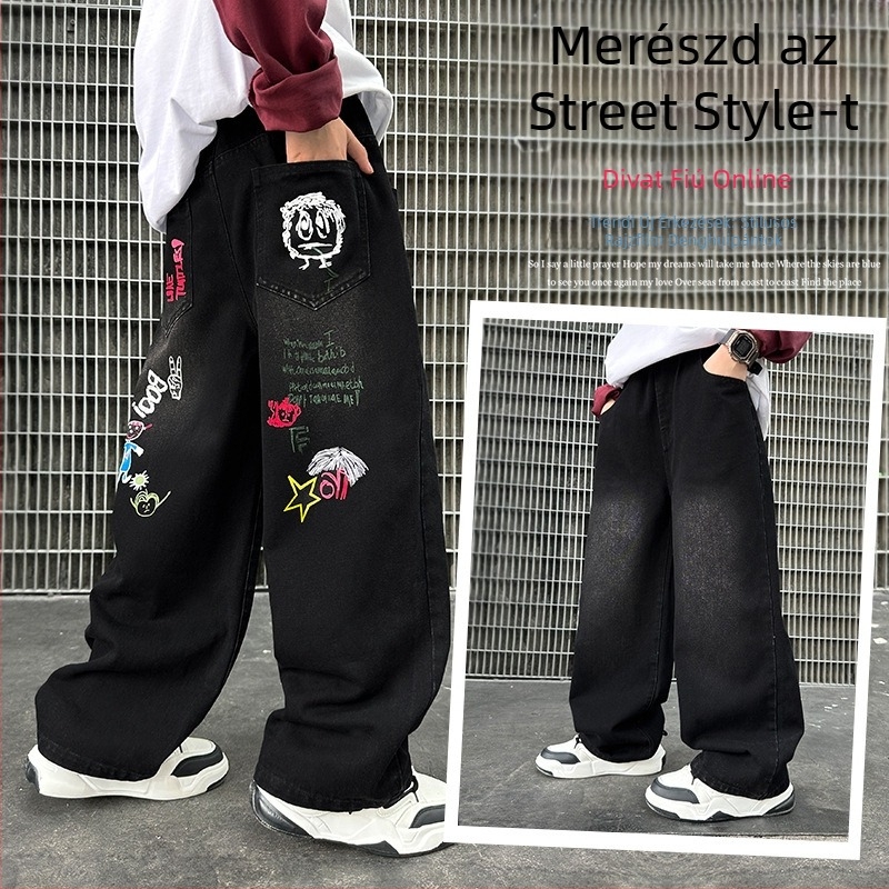 Fiúknak szánt pamut farmernadrág cartoon grafika mintával, magas derekú, elasztikus derékrész, széles lábszárú egyenes szabás, tavasz–ősz