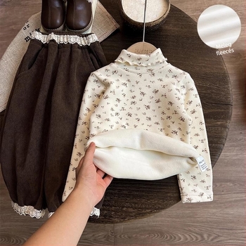 Lányoknak készült fleeces belsővel ellátott, magas nyakú, hosszú ujjú felső, őszi-téli 2025, 85% pamut, lágy felület, 3–8 éveseknek (100–140 cm)