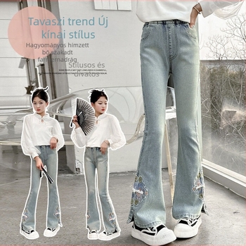 Lányoknak szánt farmernadrág, középmagas derekú, széles lábú, virágos mintázat, 70% pamut, 8 éves kortól