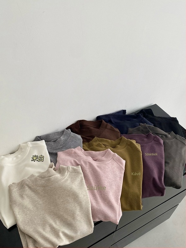 Oversize póló nehéz Tencel gyapjú anyagból (200 g), Lyocell 70-80%, juhgyapjú 20-30%, hosszú ujjú, oversize szabás, 2025 ősz