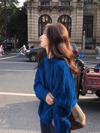 Kötött pulóver – japán-koreai casual stílus, laza szabás, kerek nyakú, hosszú ujjú, patchwork