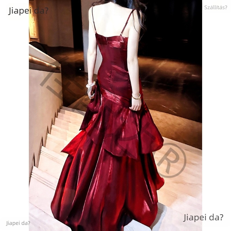 Francia-stílusú estélyi ruha egy vállon, ujjatlan, hosszú A-vonalú szoknyával, spandex keverék