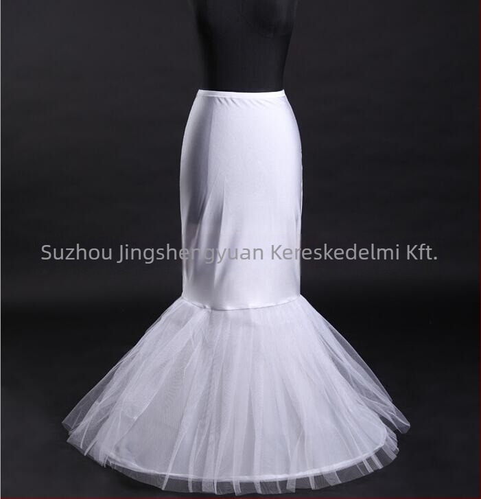 Menyasszonyi ruha alulruhája hosszú, elasztikus derékú, halcsontos sziluetthez készült, fonalas anyagból Lycra-stretch