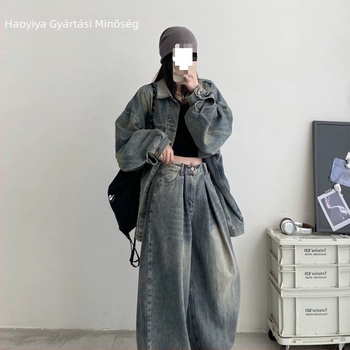 Chenille anyagú dzseki, 50–70% spandex, polo gallér, 65–80 cm hossz, 2025 téli szezon.