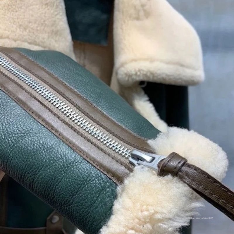 Női motoros kabát műszőrmeből, rövid fazon, polo gallér, téli 2025, imitált shearling
