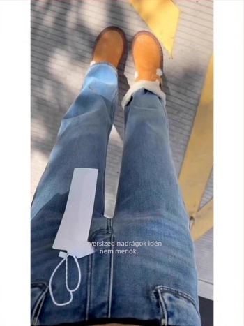 Magas derekú egyenes szárú farmer denim, vastag anyag, mikroelasztikus, gallércímke
