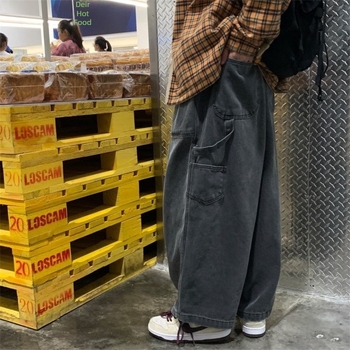 Férfi denimnadrág, egyenes szabás, laza fazon, középső derék, cipzár, mosott