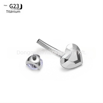 Ombilikus gyűrű, szív alakú dizájn, G23 titánötvözet, aranyozott bevonat, cirkon kristályok, uniszex, elegáns piercing ékszer