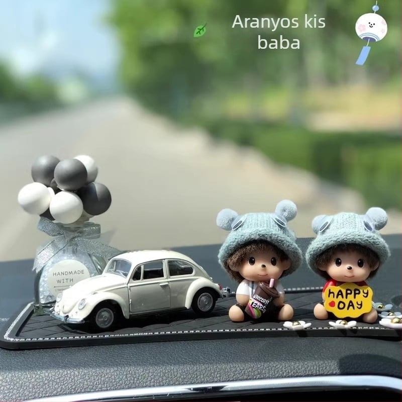 Műanyag autó dísz cartoon stílusban belső dekorációhoz, testreszabható, központi konzol kiegészítő