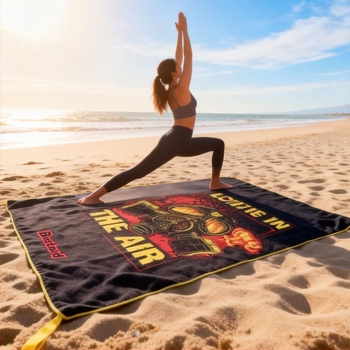 Mikroszálas fürdő- és strandtörölköző – 25 g súly, Logónyomás, Személyre szabott feldolgozás, Dropshipping támogatott