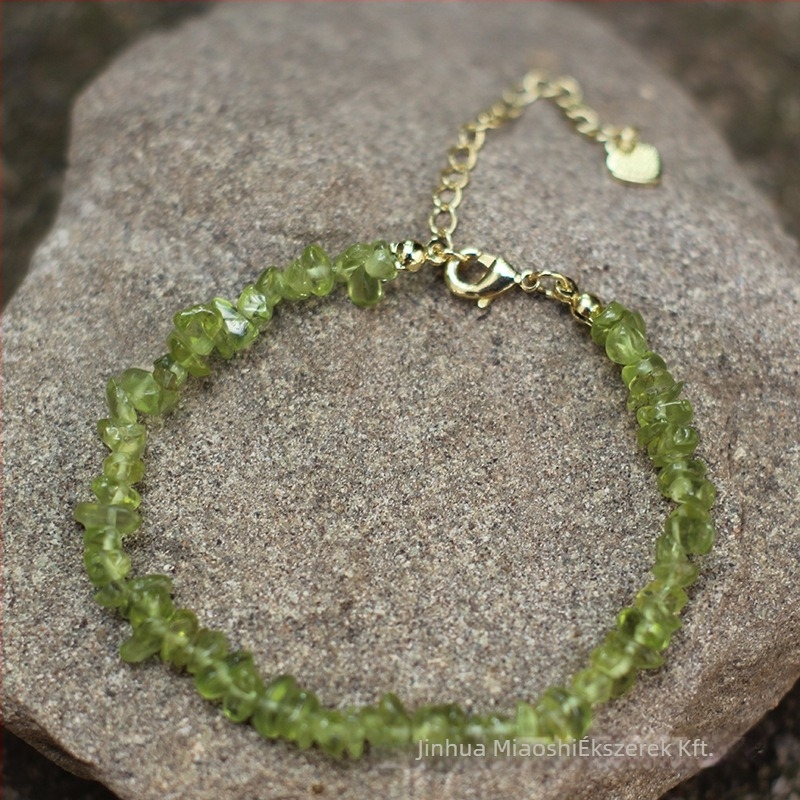 Kötött karkötő kevert anyagokból kristályokkal, uniszex geometri dizájn, nyaralási stílus