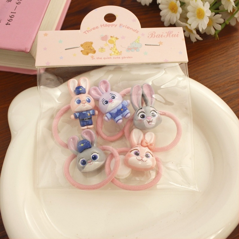 Gyerekeknek szóló hajcsipesz – rendőrnyuszi a karikatúrából, kézzel készült, műanyag/gyanta, Hercegnő sorozat