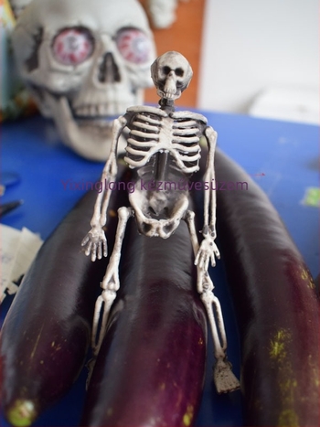 Halloween csontváz rekvizit — műanyag, kézzel készített, testreszabható, szcenikai dekoráció