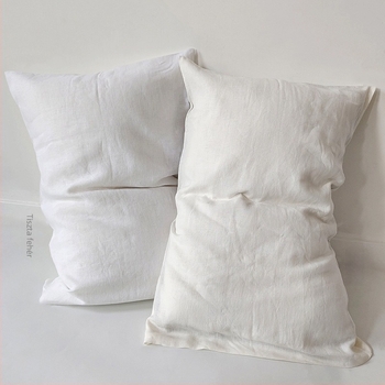 Párnahuzat, len-pamut keverék 55% len / 45% pamut, sima szövet, reaktív festés, modern minimalist stílus, 30 szálas anyag