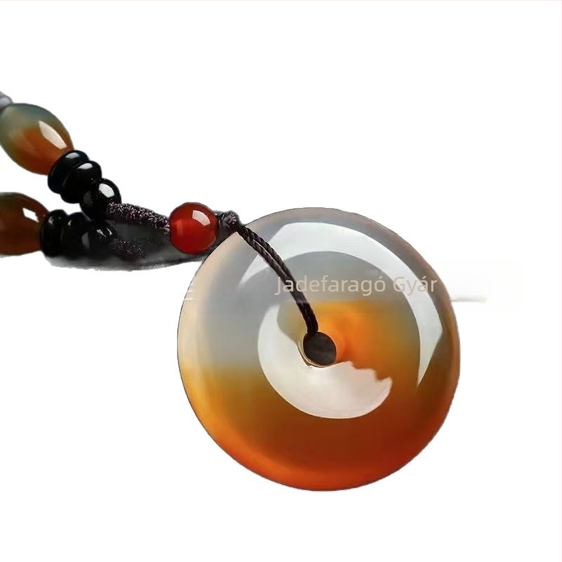 Achalcedon Béke medál, polírozott, természetes kő, SI2 átláthatóság