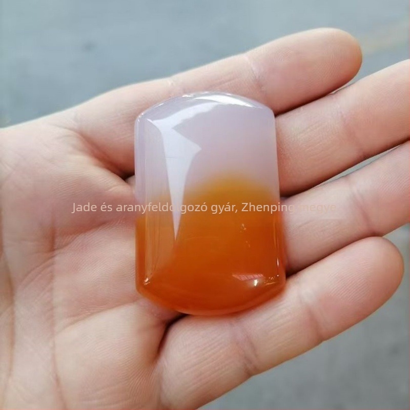 Achalcedon Béke medál, polírozott, természetes kő, SI2 átláthatóság