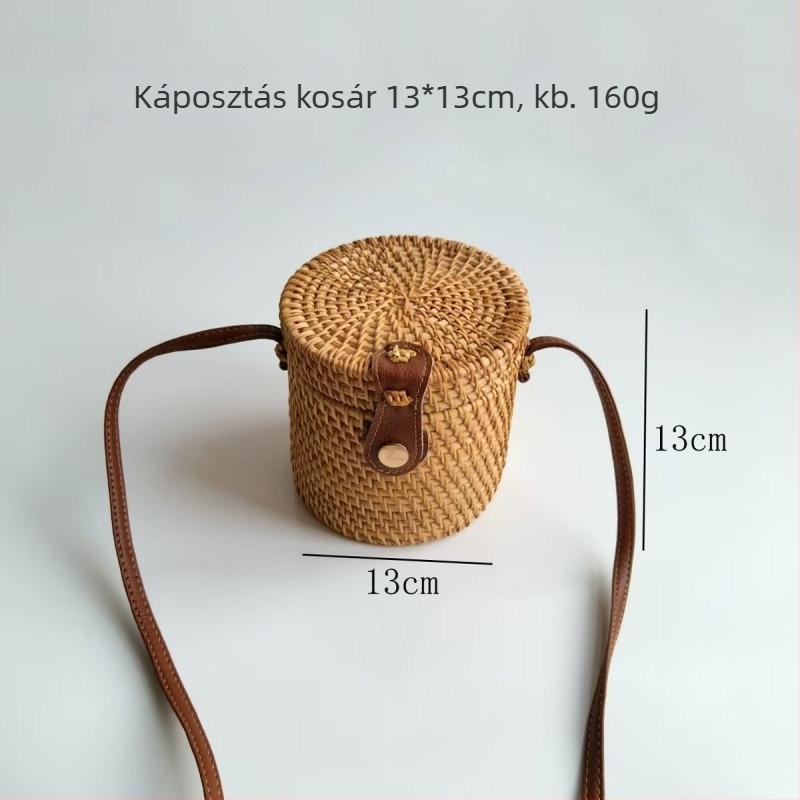 Rattan fonott kör alakú táska záras záróval, poliészter bélés és telefontok