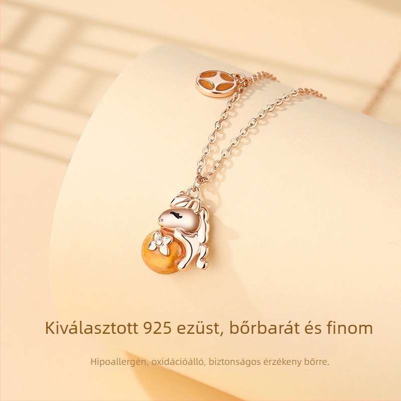 Női S925 ezüst nyaklánc és fülbevaló készlet ló zodiákus motívummal, könnyű luxus dizájn