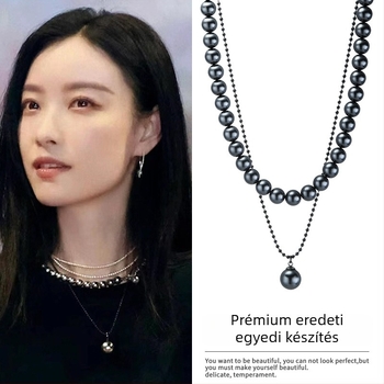 Gyöngy nyaklánc gyöngyházmedállal, egy‑rétegű, normál lánccal, U‑formájú dizájn