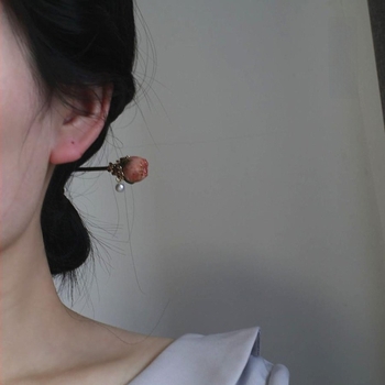 Valódi szárított virágos hajtű — retro stílus, virágos mintázat, fejfedő kiegészítő