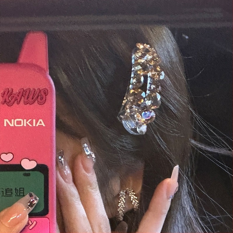 Kristályszegélyű hajcsat, oldalsó klipsz, elektroplatinált, mesterséges kristály, Princess Qing