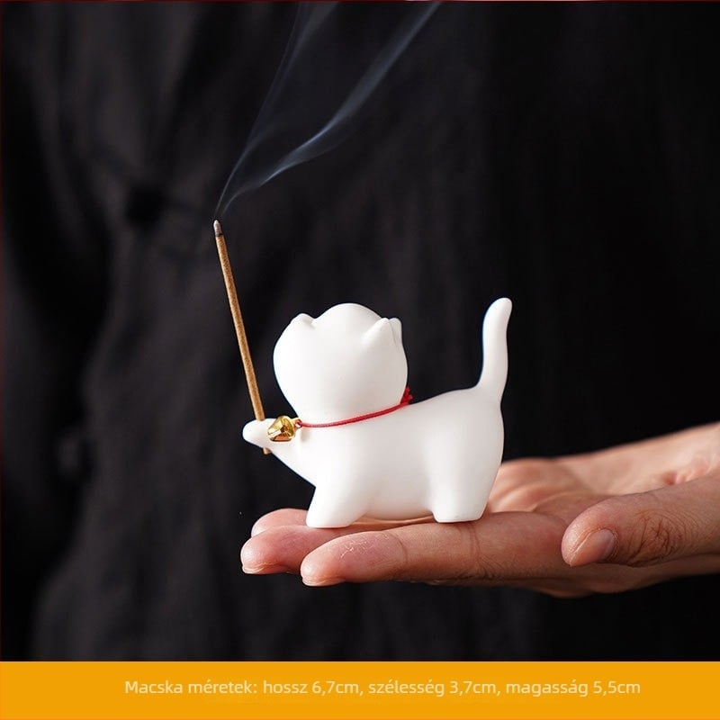 Macska alakú kerámia füstölő tartó, kézzel készített Dehua porcelán, Yan Jun