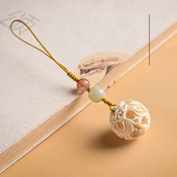 Medál mamut elefántcsontból, kézzel készített, etnikus stílus, irodalmi retro dizájn, 2022 télen