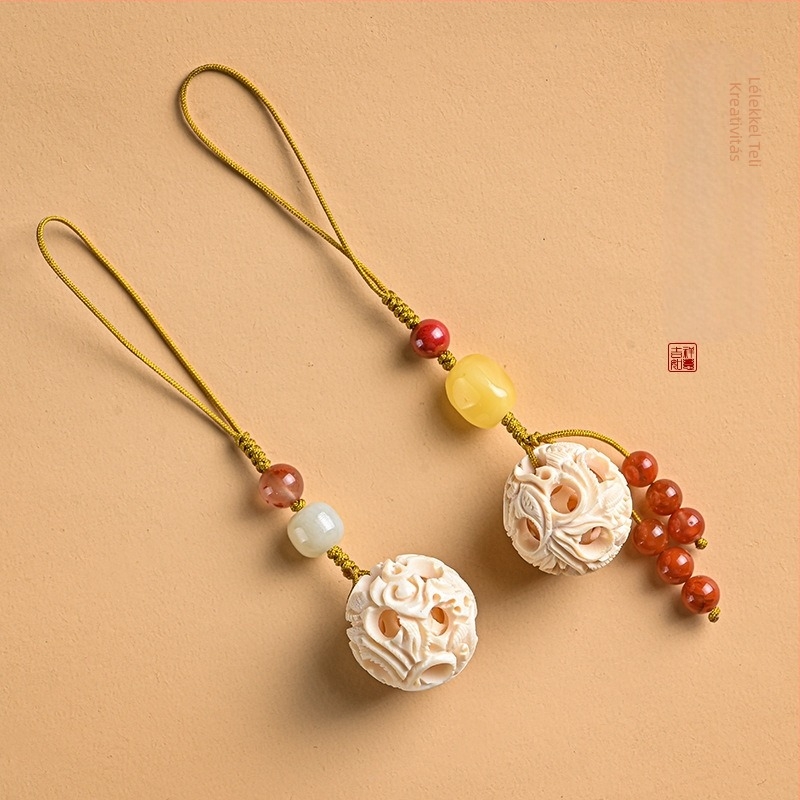 Medál mamut elefántcsontból, kézzel készített, etnikus stílus, irodalmi retro dizájn, 2022 télen