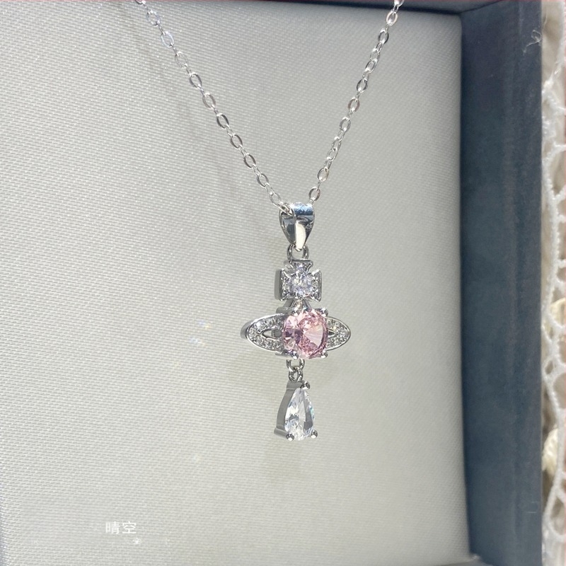 925-ös ezüstből készített Nyaklánc Saturn medállal, csepp- és csillag alakú, cirkón beépítés, eredet Shantou, téli 2025 kiadás