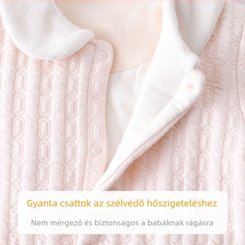 Újszülött pamut tömött overál, hosszú ujjú, kapucni nélküli, 100% pamut külső, belső töltet 30% pamut/70% poliészter, téli