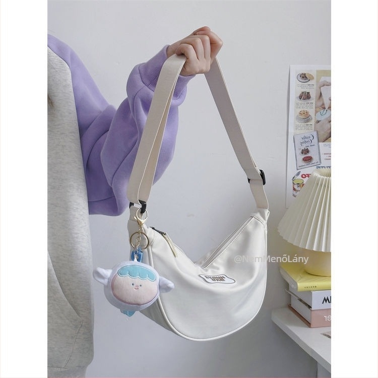 Dumpling crossbody táska, uniszex stílus, poliészter anyag, nylon bélés, mindennapi használatra