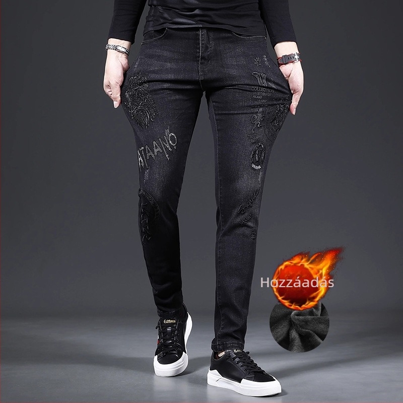 Férfi farmernadrág hímzéssel és fleece béléssel, karcsú szabású, középmagas derekú, 85% pamut