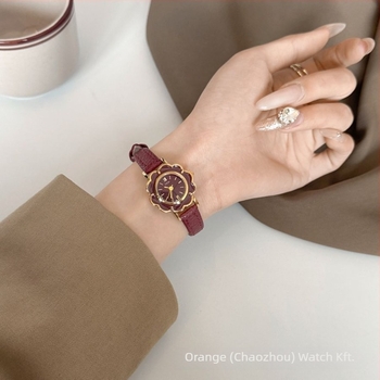 Gödel Női kvarc karóra szíjjal, 3D virágos dizájn, virág alakú számlap, ötvözet tokozás, vízálló 30 m, GEDI mozgás