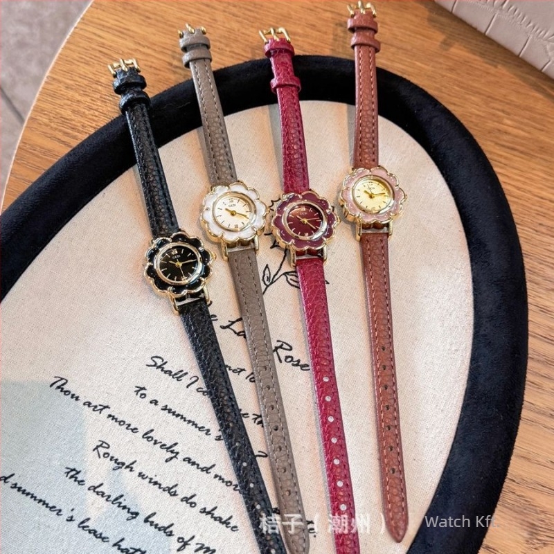 Gödel Női kvarc karóra szíjjal, 3D virágos dizájn, virág alakú számlap, ötvözet tokozás, vízálló 30 m, GEDI mozgás