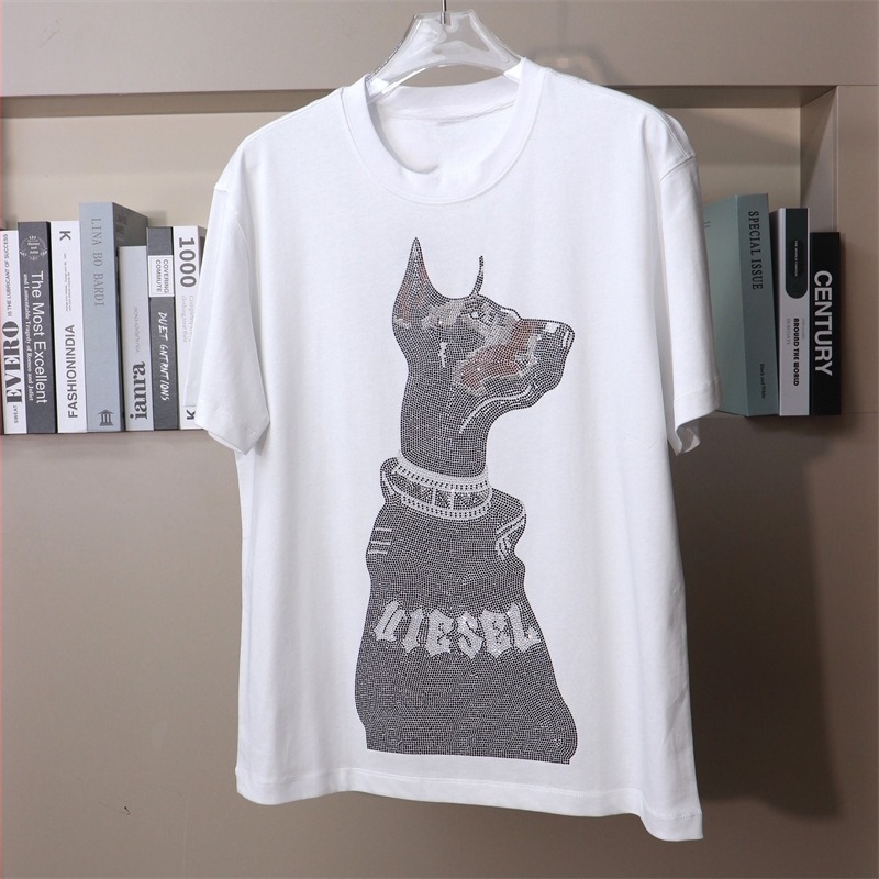 Férfi pamut T-shirt Dobermann kristályos mintával, kerek nyakú, rövid ujjú, lélegző anyag