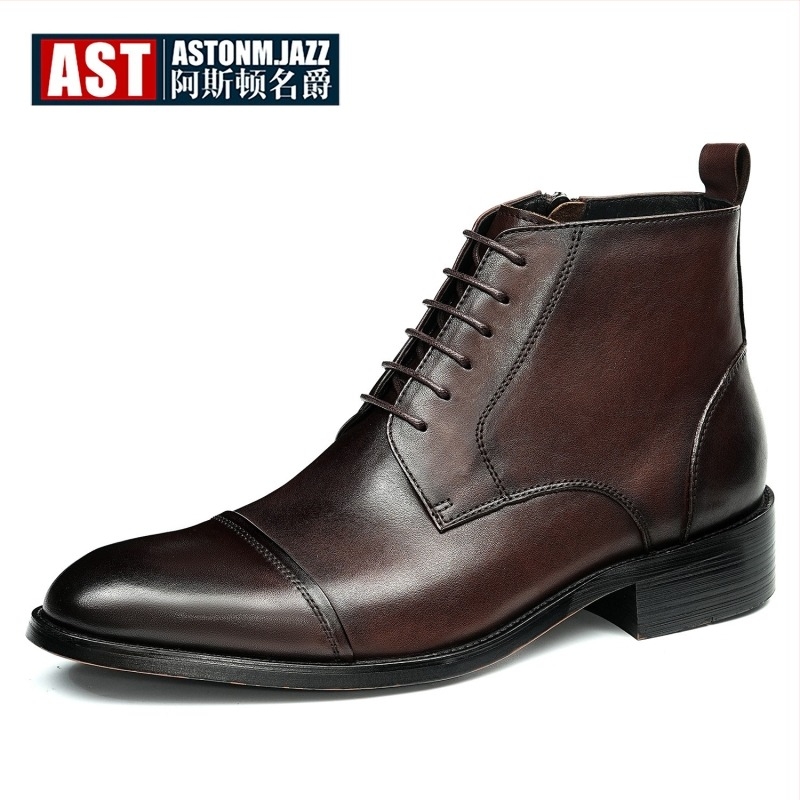 Férfi Martin csizmák – első osztályú marhabőrből, hegyes orr, alacsony sarkú 1–3 cm, rövid csizmaszár, belső bélés sertésbőrből