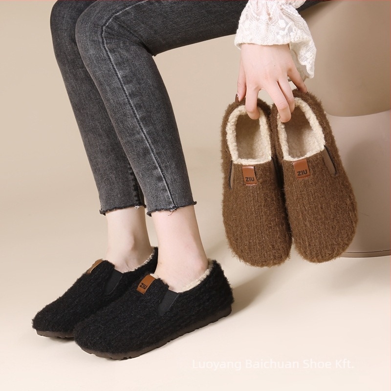 Női velúr slip-on loaferek – fleece bélés, kerek orr, koreai stílus, alacsony sarok 1–3 cm, PVC talp