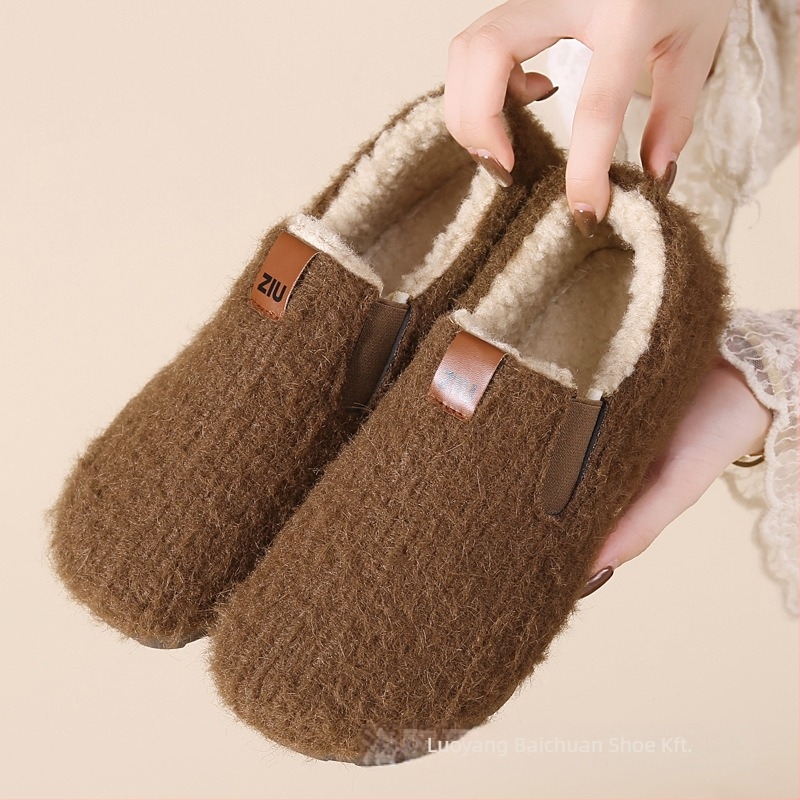 Női velúr slip-on loaferek – fleece bélés, kerek orr, koreai stílus, alacsony sarok 1–3 cm, PVC talp