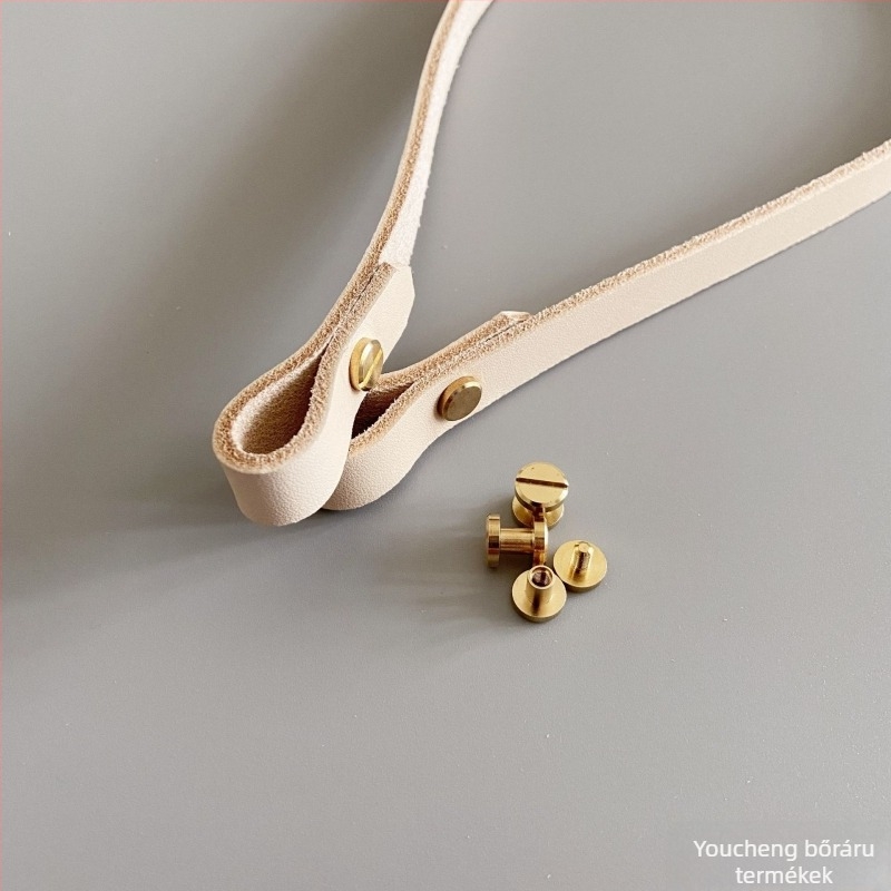 Bőr vállpánt táskához (Tehénbőr, Modell 031, Mintázat 1, Tavasz 2025, Kopásálló)