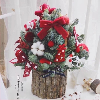 Kézzel készített fakérges hordó szukkulentákhoz, díszítő virágtartó fonott faforgácsokkal