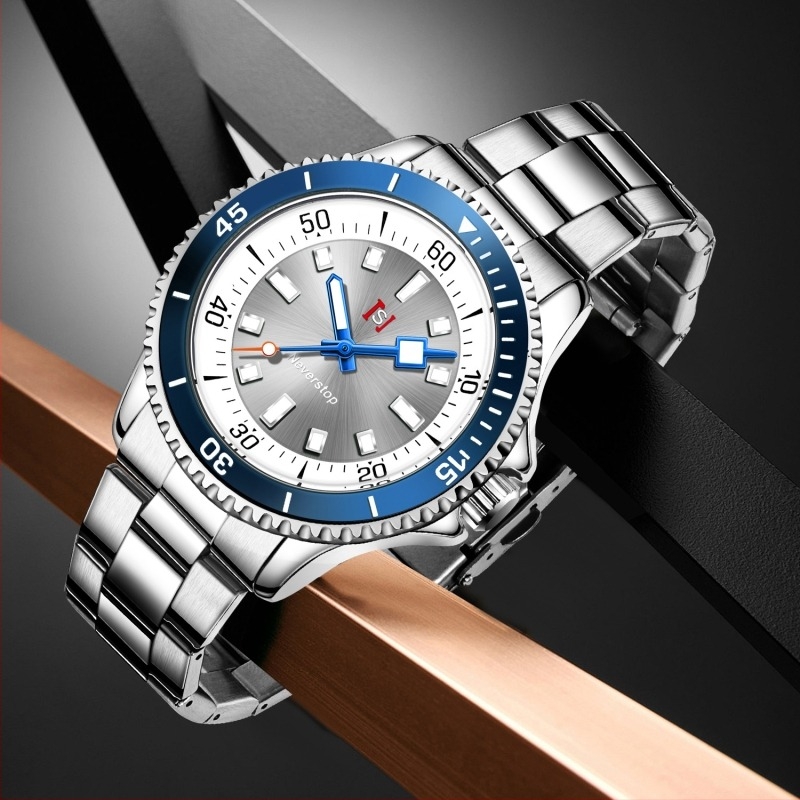 Férfi üzleti stílusú óra rozsdamentes acél szíjjal, kvarc mozgatás, lumineszkáló naptár, vízállóság 30M, tok ötvözetből