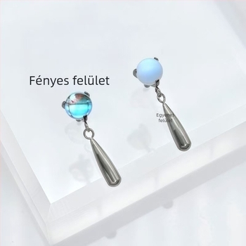 Holdkő csepp alakú fülbevalók F136 titánötvözetből, gyémántcsiszolt kristály