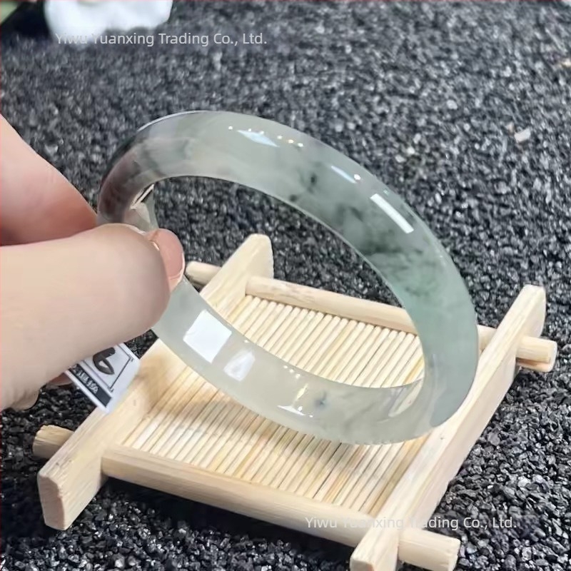 Jadeit karkötő, kézzel készített, uniszex, Fujian eredetű, egyedi csomagolású